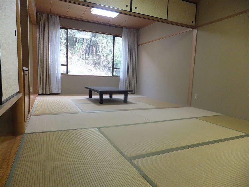 Casa Di Nonno Hotel Tahara ภายนอก รูปภาพ